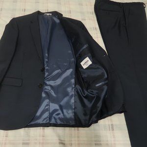 EXPRESS Man Suit - Easy wearing but elegant